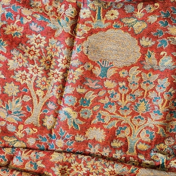 Stunning new in box PASHMINA SHAWL 86x31 so soft gorgeous pattern reds - Picture 8 of 12